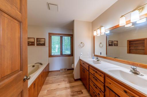 20574 MOOSE POINT RD, Grand Rapids, MN 55744