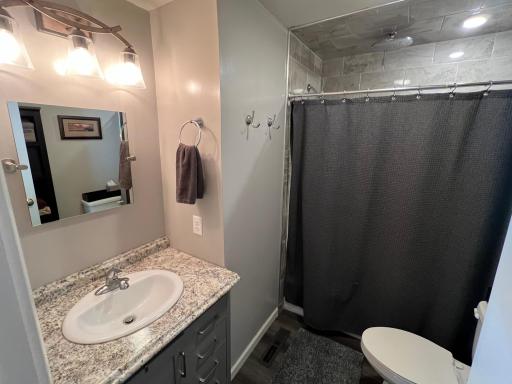 Photo for 603 Main Avenue N, Roseau, MN 56751 - Listing #6380693 E4B5EB05-E630-46D1-87C6-2F38918D855A.jpeg