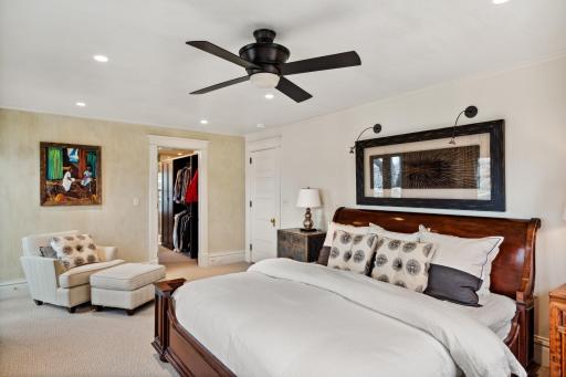 Owners' suite with attached oversized closet & bathroom.