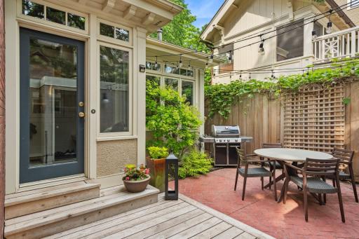 2691 E Lake Of The Isles Parkway, Minneapolis, MN 55408