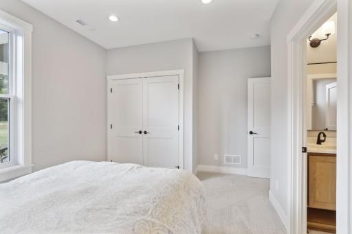 Bright spacious 3rd bedroom