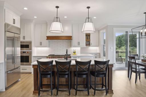 To-the-ceiling cabinets with ample countertop space