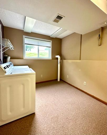 550 Meadow Lane, Owatonna, MN 55060
