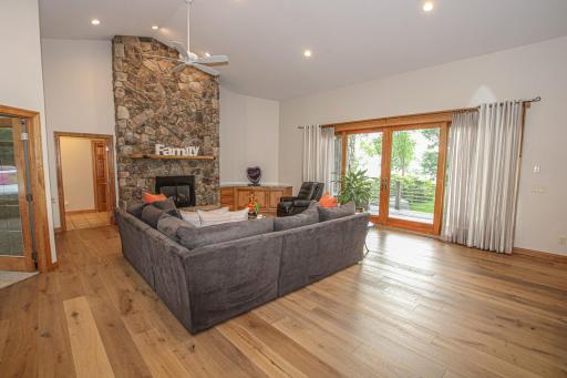 2240 Majestic Lane NW, Alexandria, MN 56308