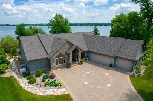 2240 Majestic Lane NW, Alexandria, MN 56308