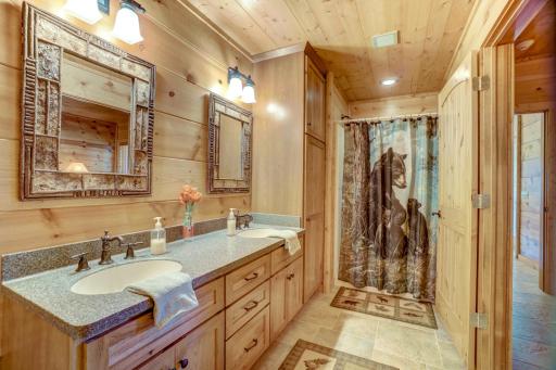 11225 Songbird Lane, Hayward, WI 54843
