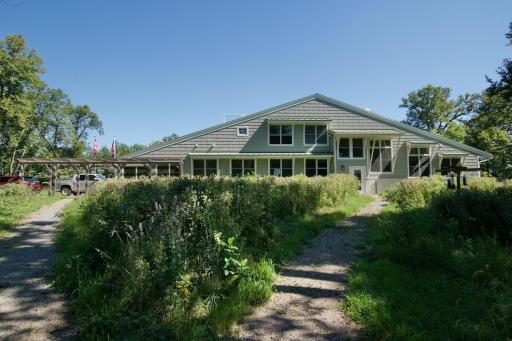 21121 53rd Street NW, Sunburg, MN 56289