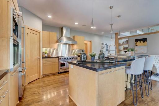19555 Oak Grove Avenue, Prior Lake, MN 55372