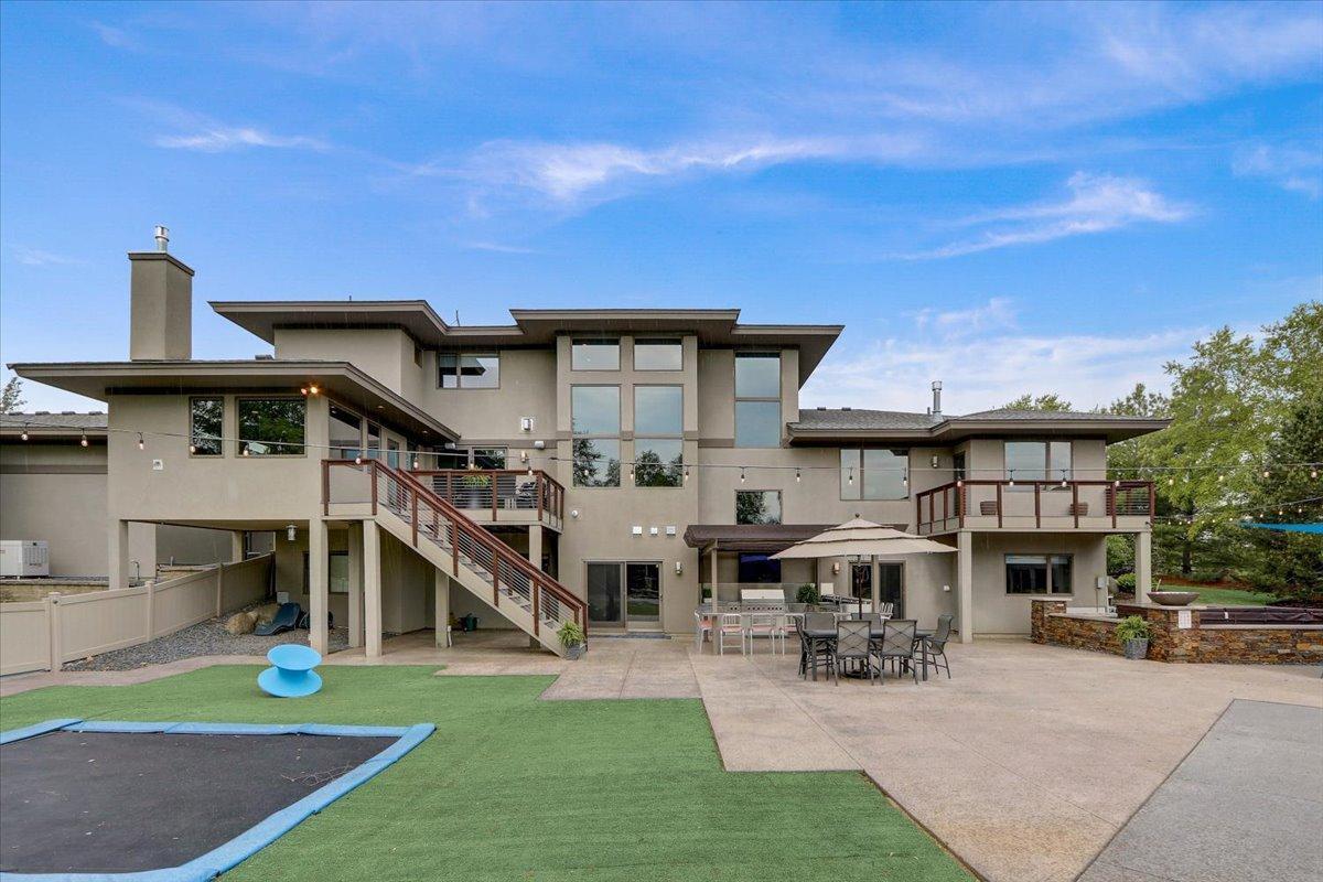 104-Oak Grove Ave-104.jpg