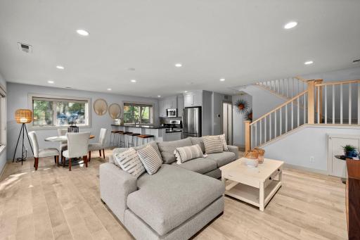 19555 Oak Grove Avenue, Prior Lake, MN 55372