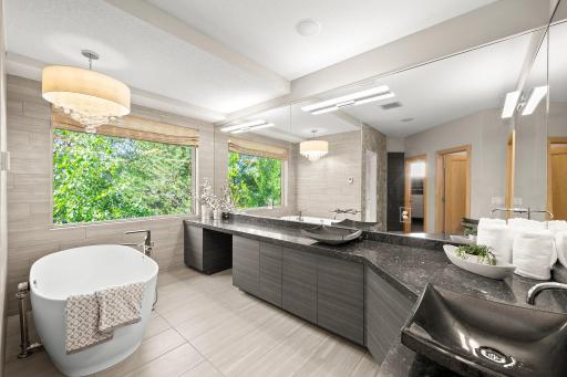 19555 Oak Grove Avenue, Prior Lake, MN 55372