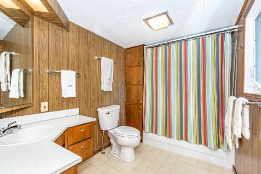 12526 County Highway 17, Detroit Lakes, MN 56501