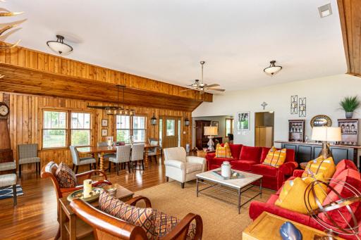 12526 County Highway 17, Detroit Lakes, MN 56501