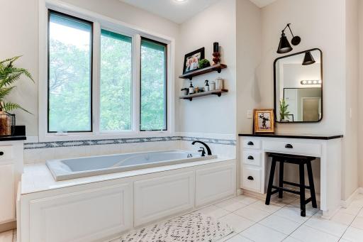 18787 Hobby Hills Circle, Prior Lake, MN 55372