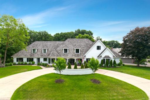 5041 Green Farms Road, Edina, MN 55436