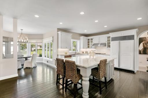 5041 Green Farms Road, Edina, MN 55436