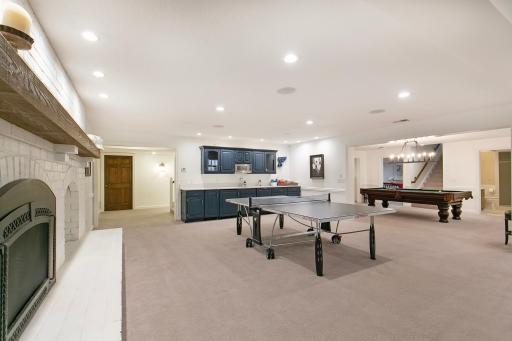 5041 Green Farms Road, Edina, MN 55436