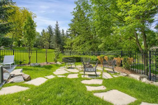 5021 Park Terrace, Edina, MN 55436