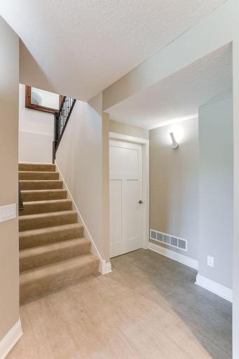 15552 Drake Circle NW, Prior Lake, MN 55372