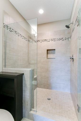 15552 Drake Circle NW, Prior Lake, MN 55372