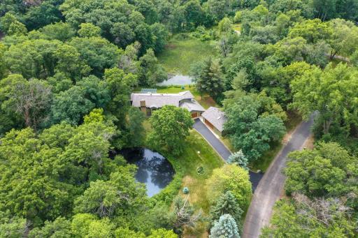 Aerial View 1.68 Lot 4 Garage Spaces 48 Island Rd, North Oaks