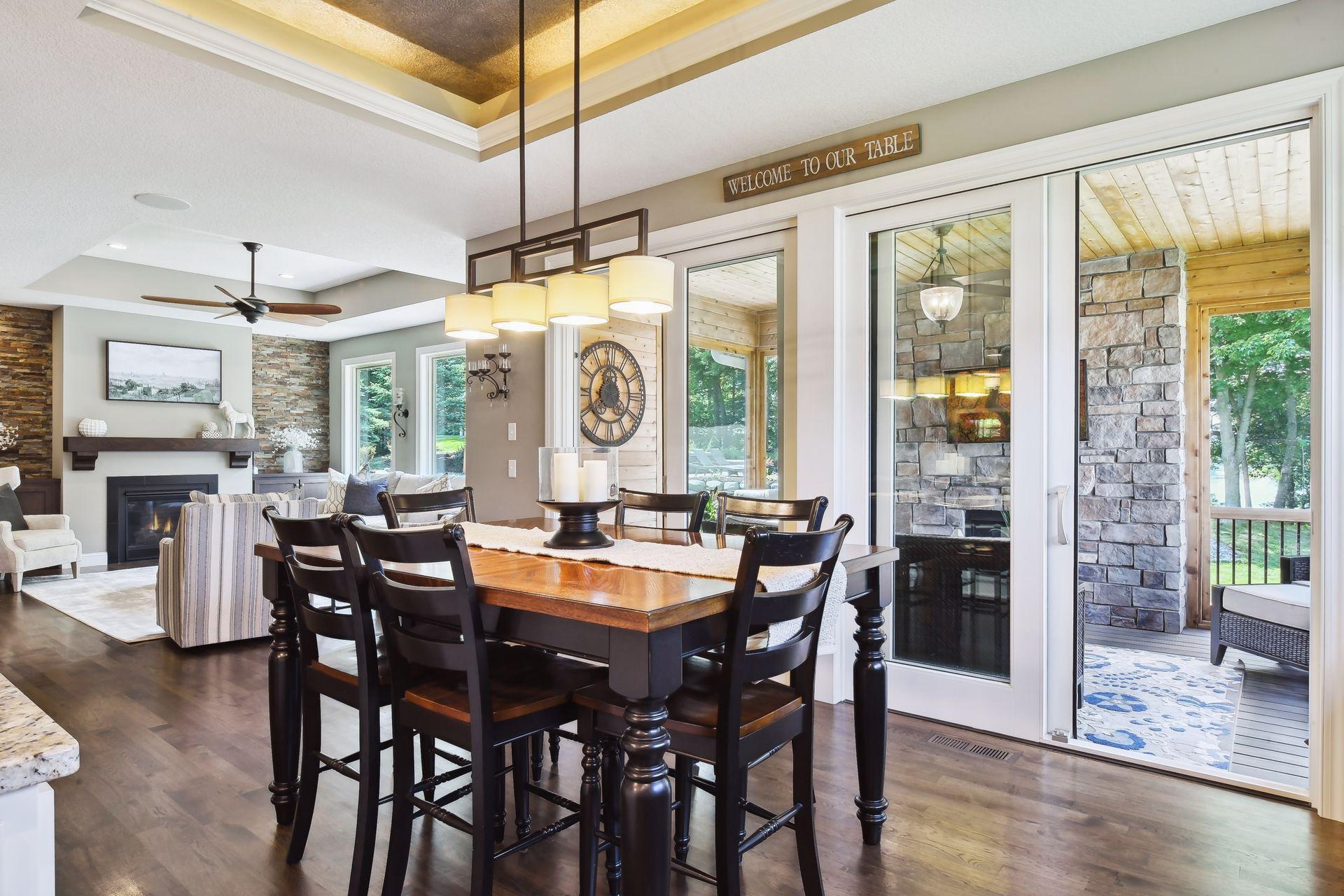 What a view from your kitchen. Enjoy this amazing gather space for all occassions.