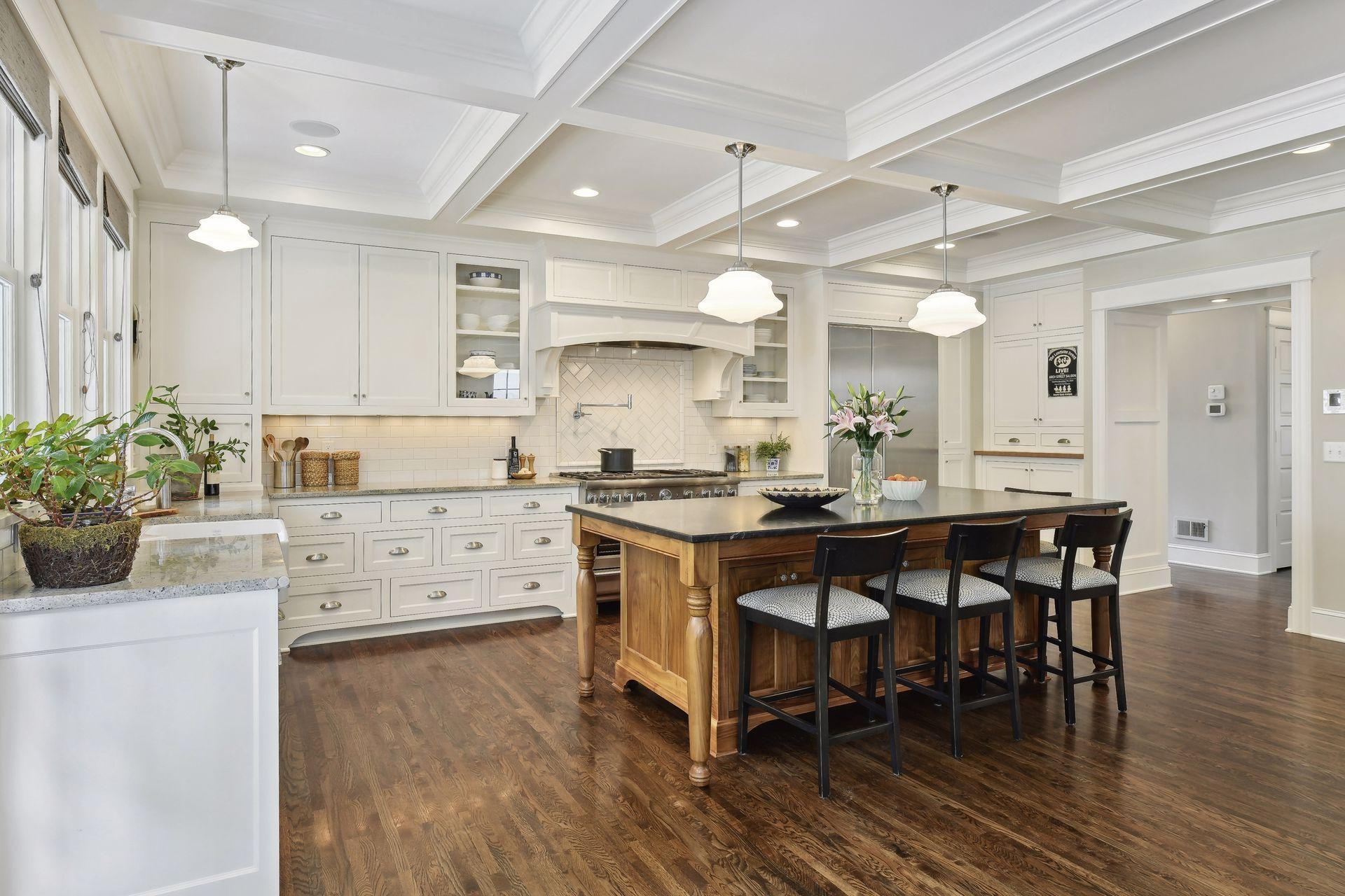 Pietra del Cardoso sandstone kitchen island