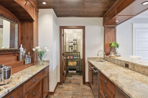 Wet bar with dishwasher, ice machine and fridge