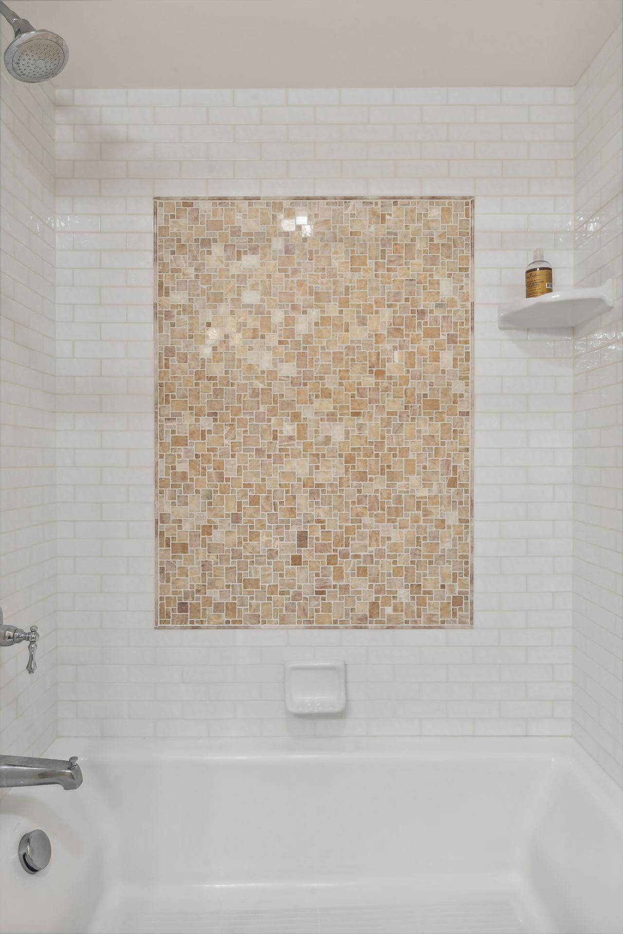 Lower level full bath