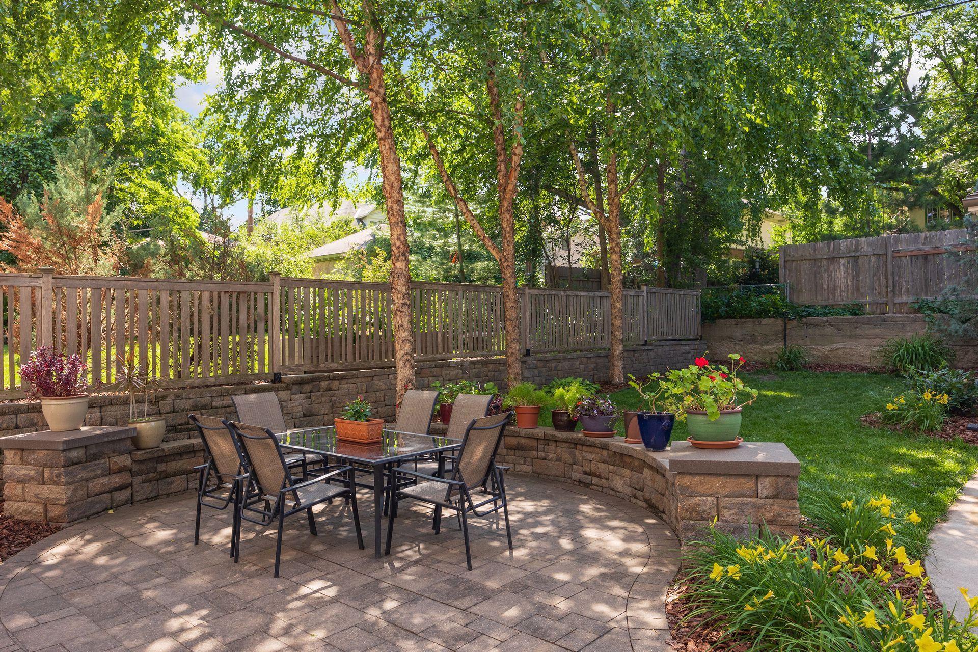 Peaceful and private