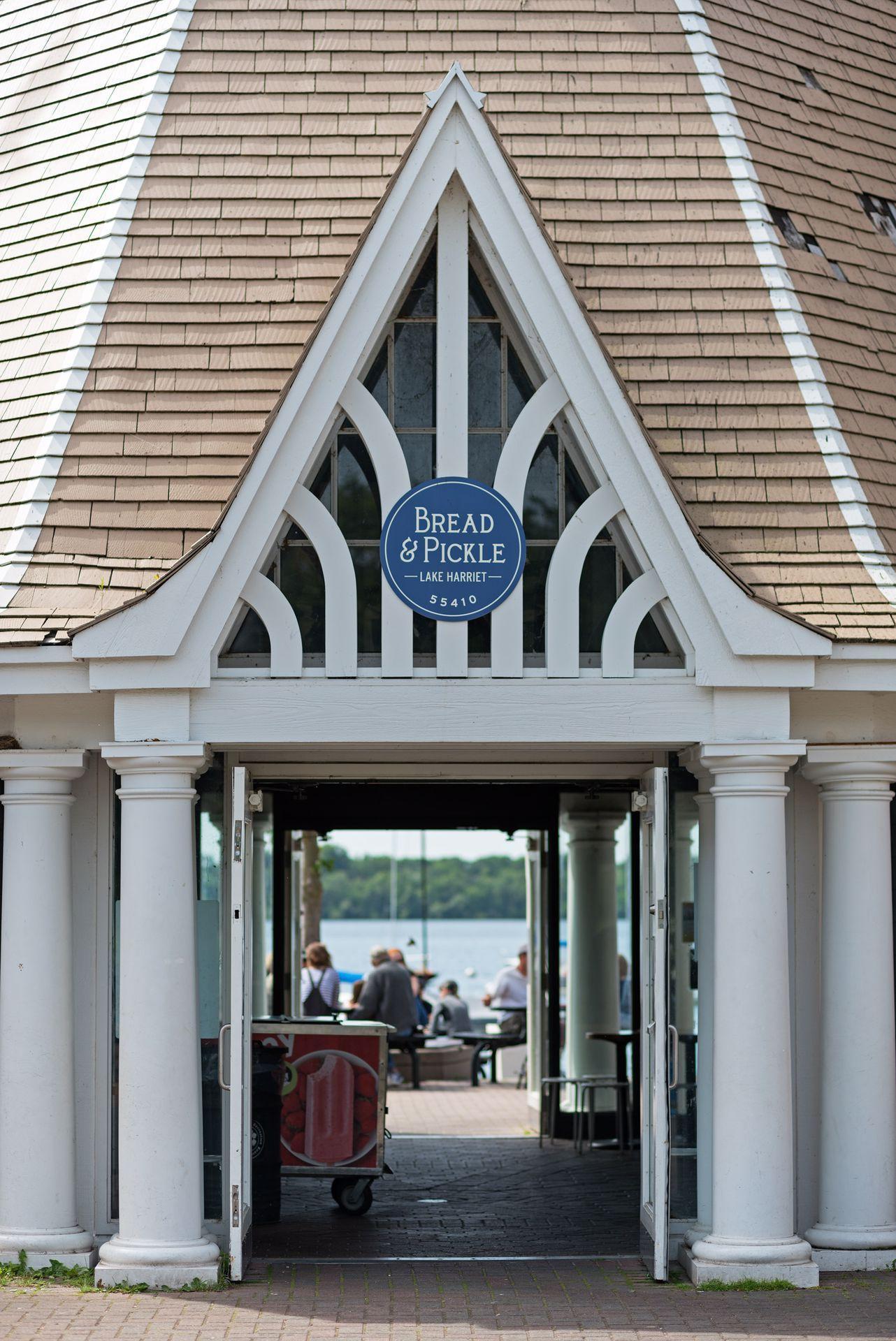 Bread & Pickle waterfront cafe