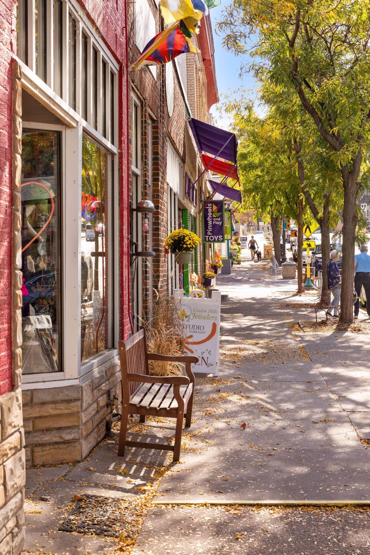 Local shops and restaurants are just a few blocks away