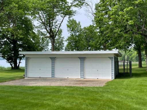 806 Longview Drive, Detroit Lakes, MN 56501