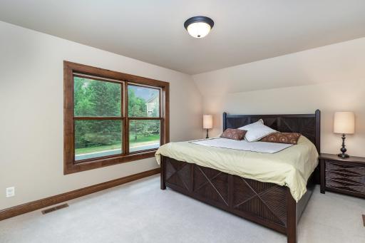 10048 Adam Avenue, Inver Grove Heights, MN 55077