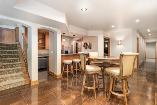 Entertain family & friends in this great LL area
