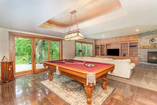 10048 Adam Avenue, Inver Grove Heights, MN 55077