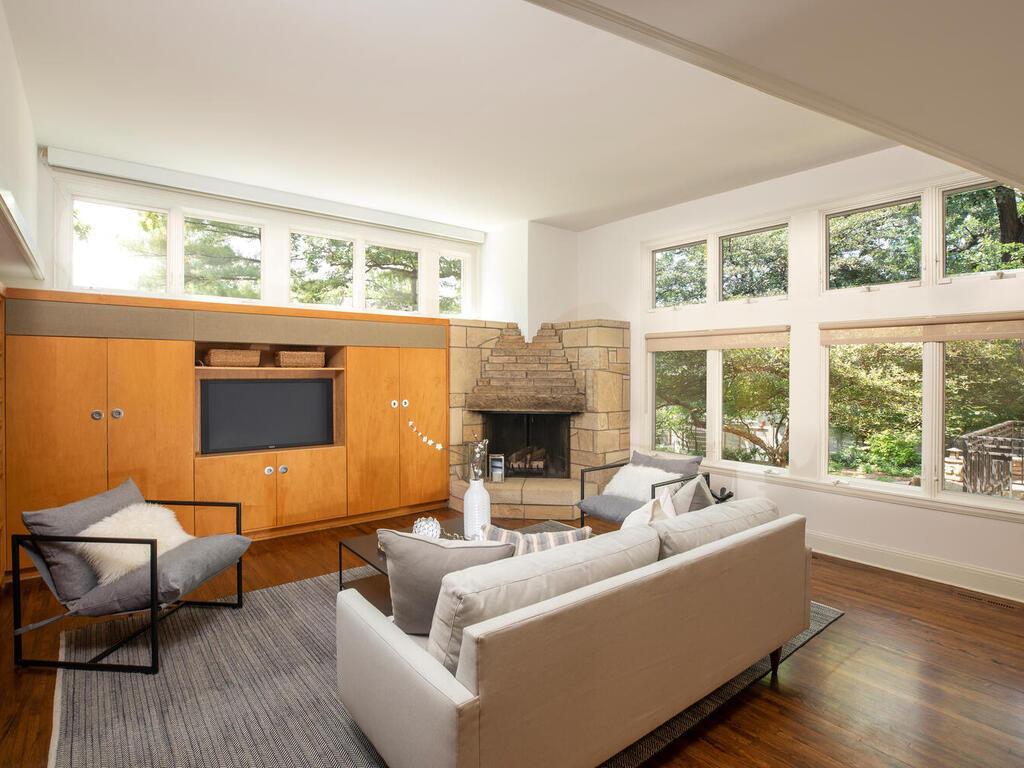 4875 E Lake Harriet Pkwy Minneapolis MN 55419 USA-038-027-040-MLS_Size.jpg