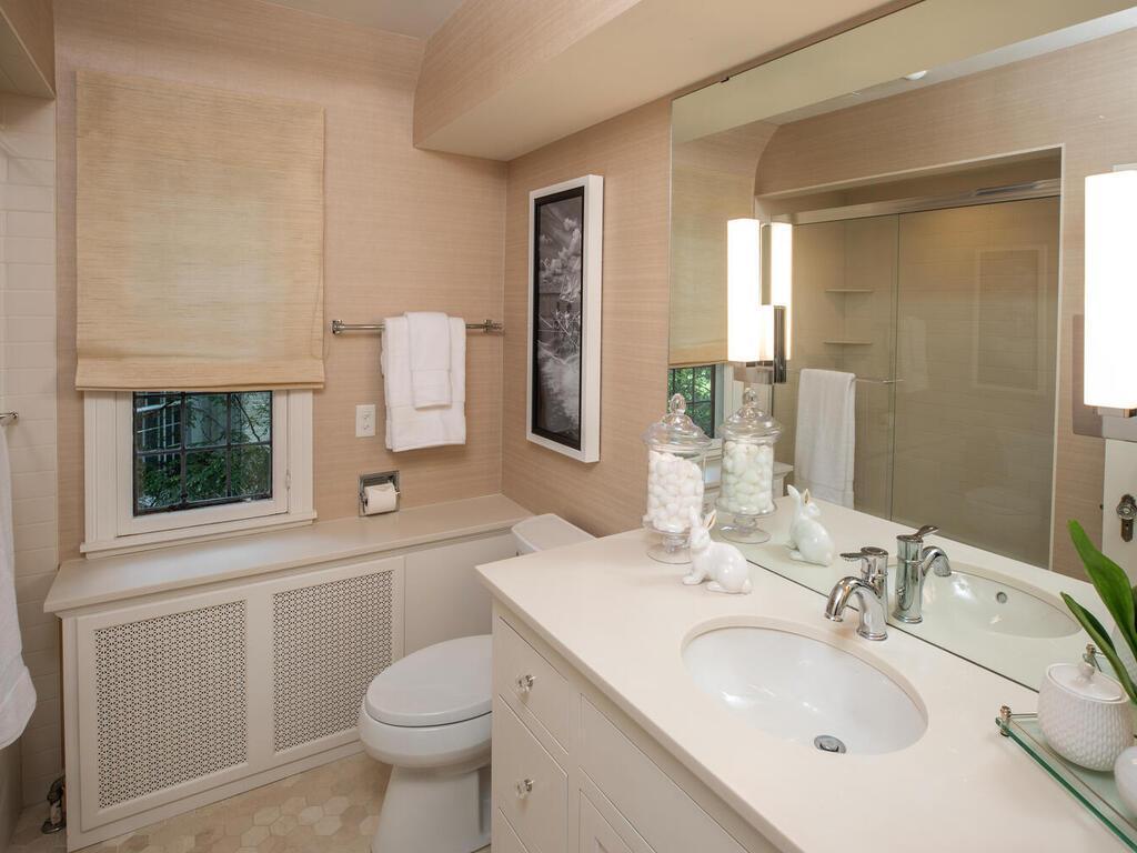 4875 E Lake Harriet Pkwy Minneapolis MN 55419 USA-048-048-050-MLS_Size.jpg