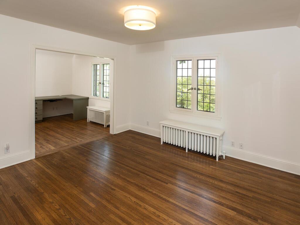 4875 E Lake Harriet Pkwy Minneapolis MN 55419 USA-049-040-051-MLS_Size.jpg