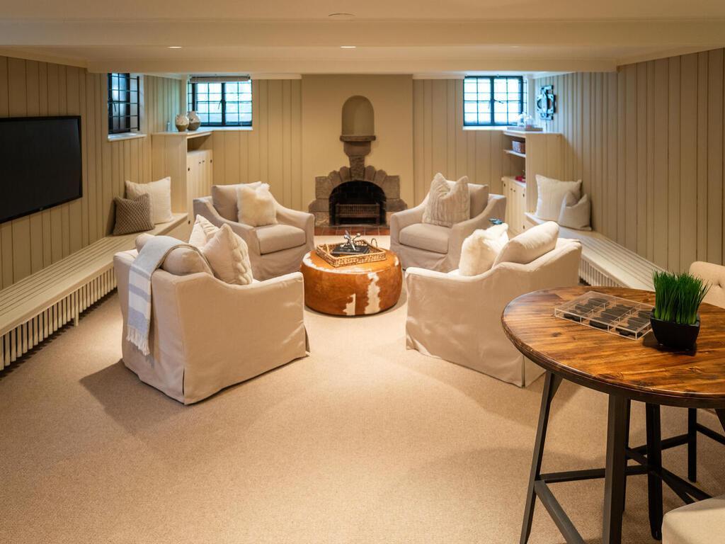4875 E Lake Harriet Pkwy Minneapolis MN 55419 USA-060-054-062-MLS_Size.jpg