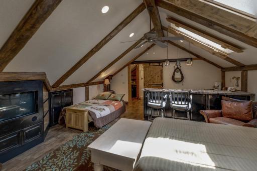 Garage #1 Guest quarters