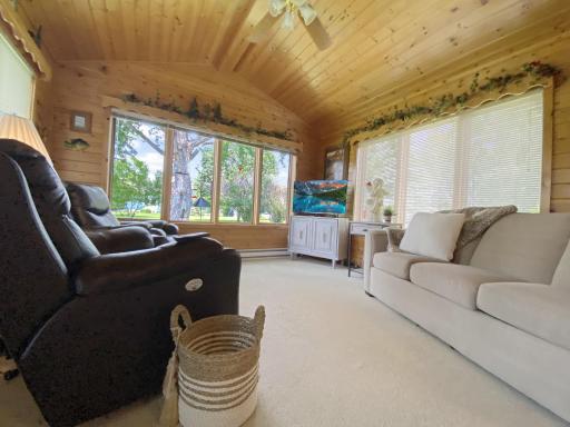 1065 137th Avenue NE, Ham Lake, MN 55304