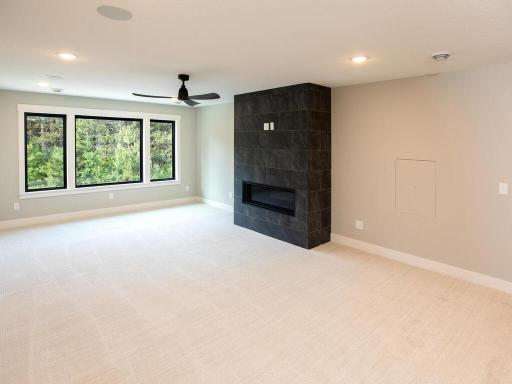 10079 211th St N Forest Lake MN 55025 USA-035-033-035-MLS_Size.jpg