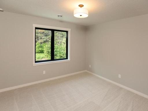 10079 211th St N Forest Lake MN 55025 USA-041-017-041-MLS_Size.jpg