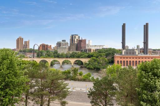 1111 W River Parkway, 5D, Minneapolis, MN 55415
