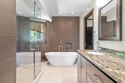 6800 Telemark Trail MLS-36.jpg