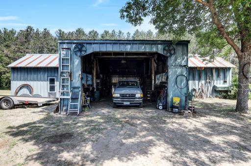 Center of workshop has hoist systems and a history only a hard working man would understand. Main workshop is 50 x 20