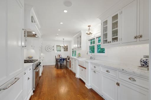 Gourmet kitchen