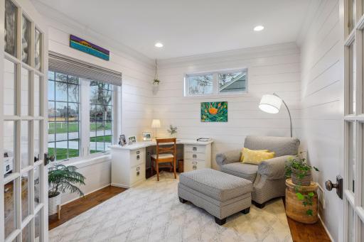 5717 Chowen Avenue S, Edina, MN 55410