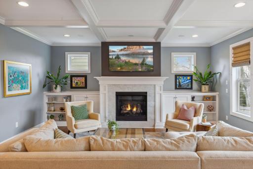 5717 Chowen Avenue S, Edina, MN 55410